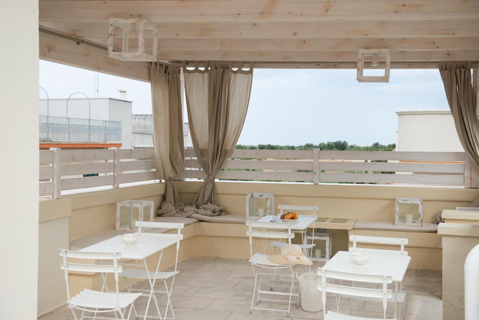 Antica Via Roma B&B E Relax 蒙塔尔巴诺 外观 照片